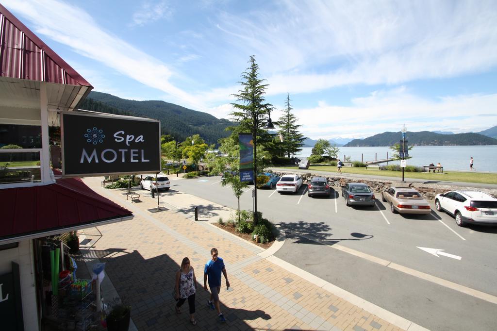 Harrison Spa Motel Harrison Hot Springs Bagian luar foto